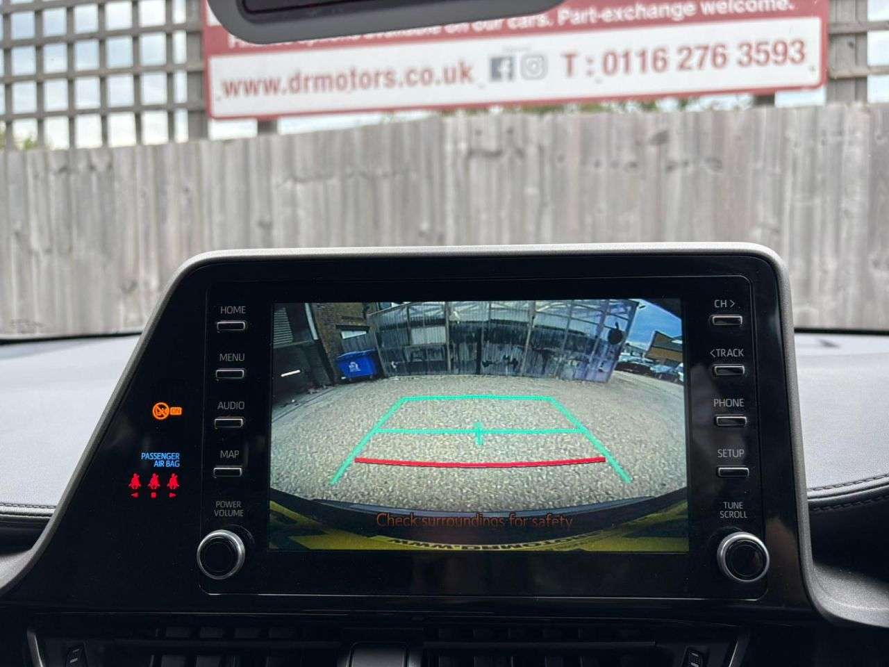 A 2023 TOYOTA C-HR 1.8 VVT-h GPF Icon SUV 5dr Petrol Hybrid CVT Euro 6 (s/s) (122 ps) R/CAMERA A 2023 TOYOTA C-HR 1.8 VVT-h GPF Icon SUV 5dr Petrol Hybrid CVT Euro 6 (s/s) (122 ps) R/CAMERA