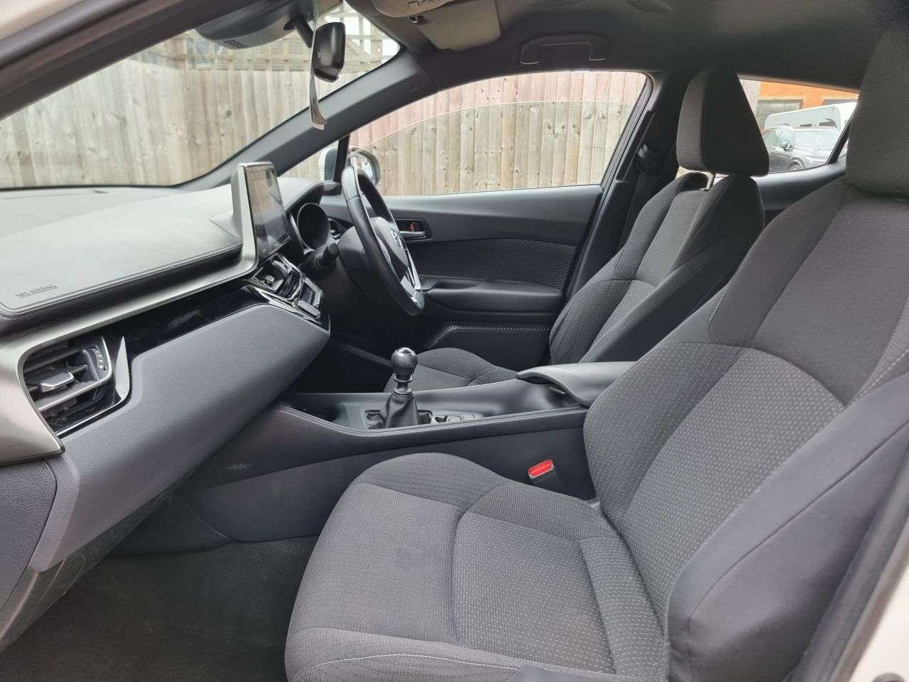2018 TOYOTA C-HR 2018 TOYOTA C-HR
