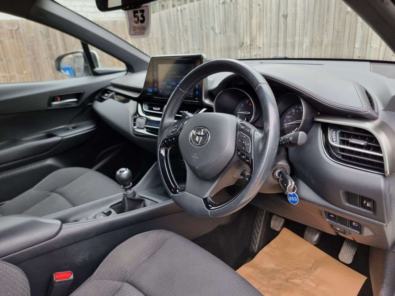 A 2018 TOYOTA C-HR 1.2 VVT-i Icon SUV 5dr Petrol Manual Euro 6 (s/s) (116 ps) R/CAMERA + DAB + A 2018 TOYOTA C-HR 1.2 VVT-i Icon SUV 5dr Petrol Manual Euro 6 (s/s) (116 ps) R/CAMERA + DAB +