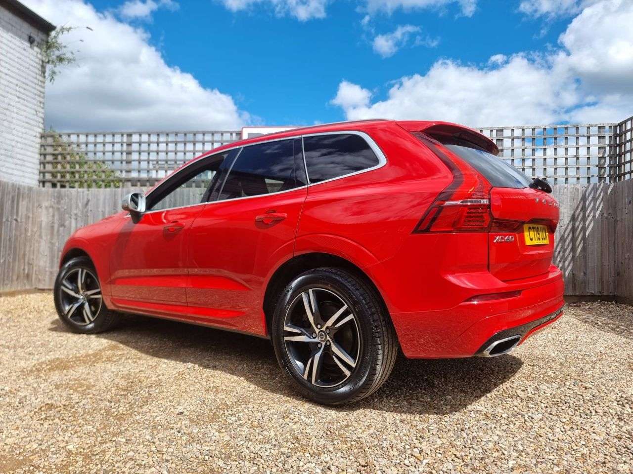 2019 VOLVO XC60 2019 VOLVO XC60