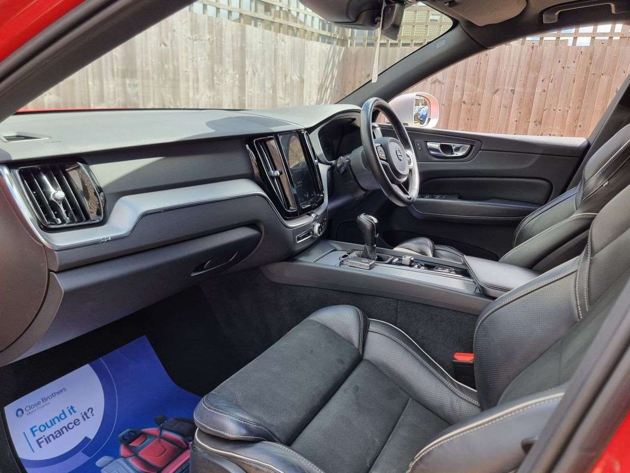 2019 VOLVO XC60 2019 VOLVO XC60
