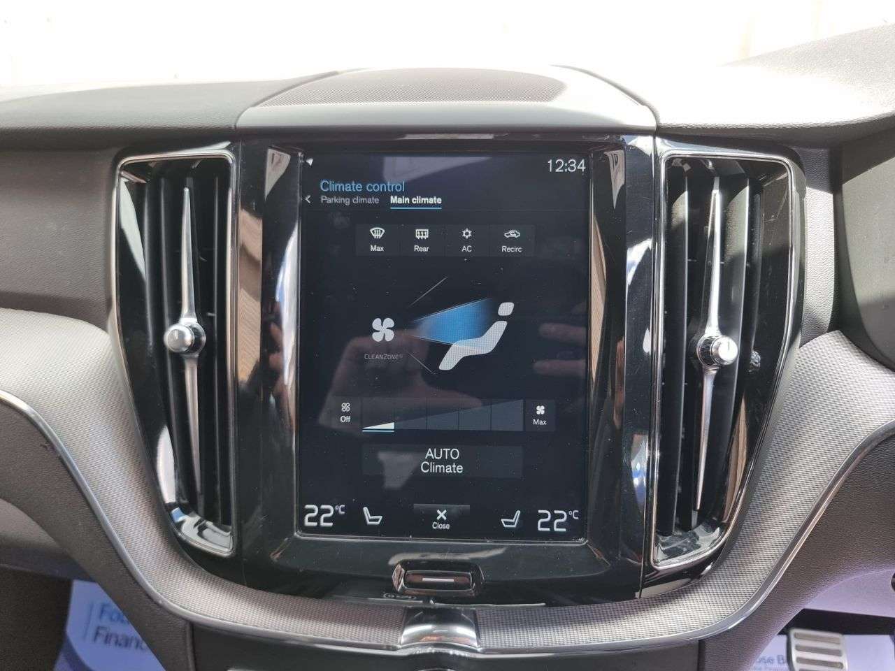2019 VOLVO XC60 2019 VOLVO XC60