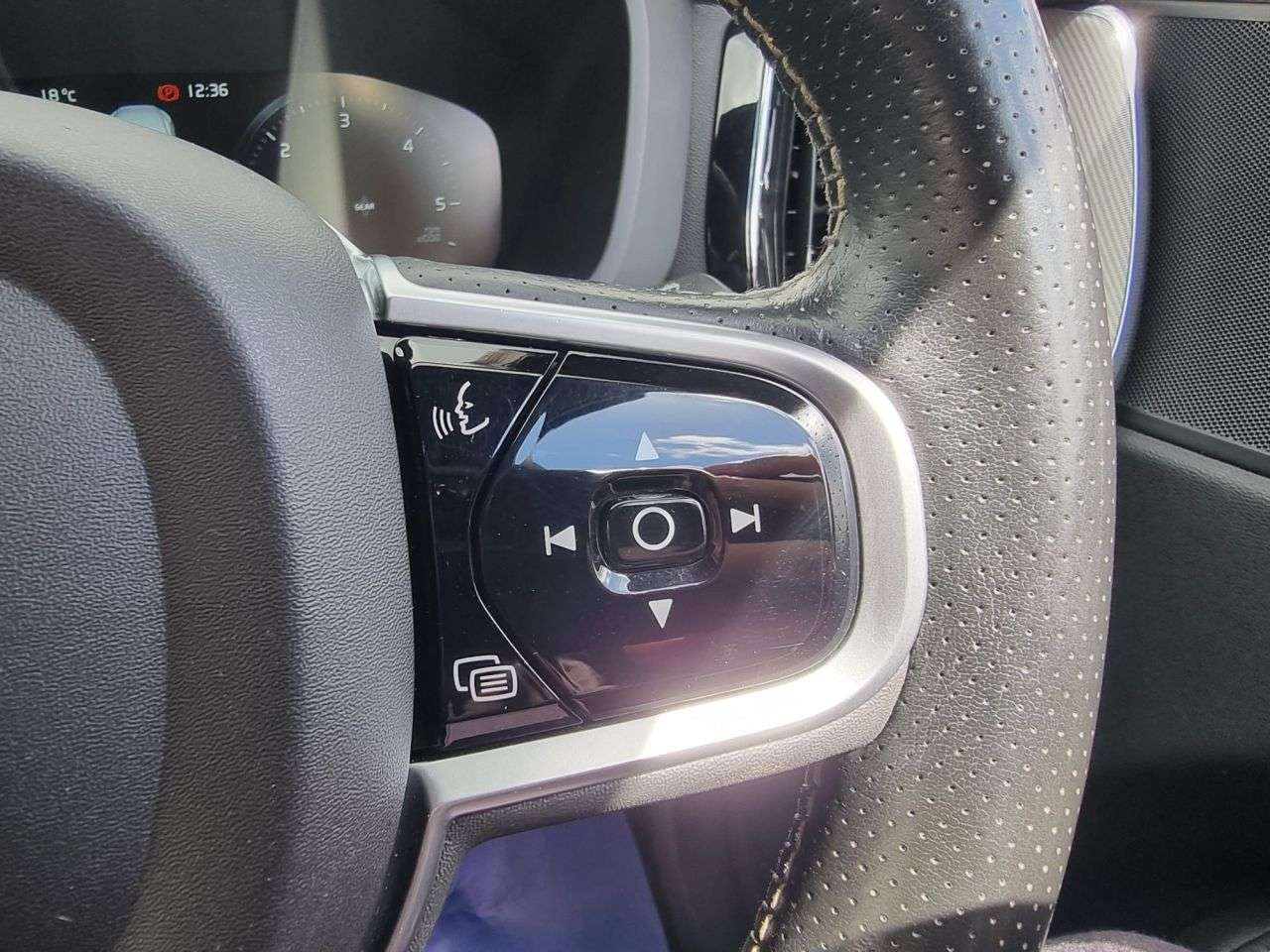 2019 VOLVO XC60 2019 VOLVO XC60
