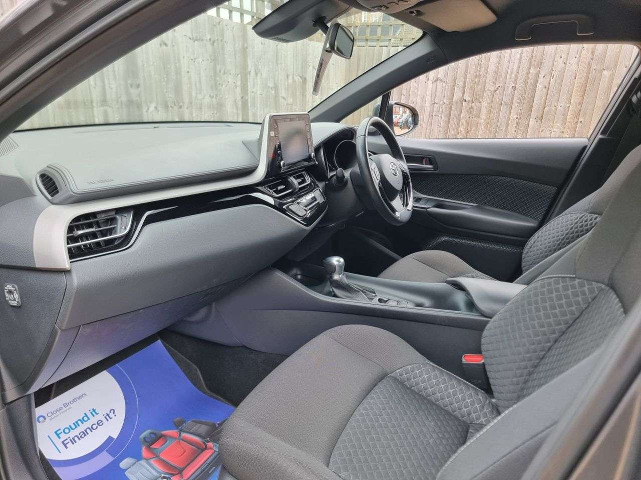 2022 TOYOTA C-HR 2022 TOYOTA C-HR