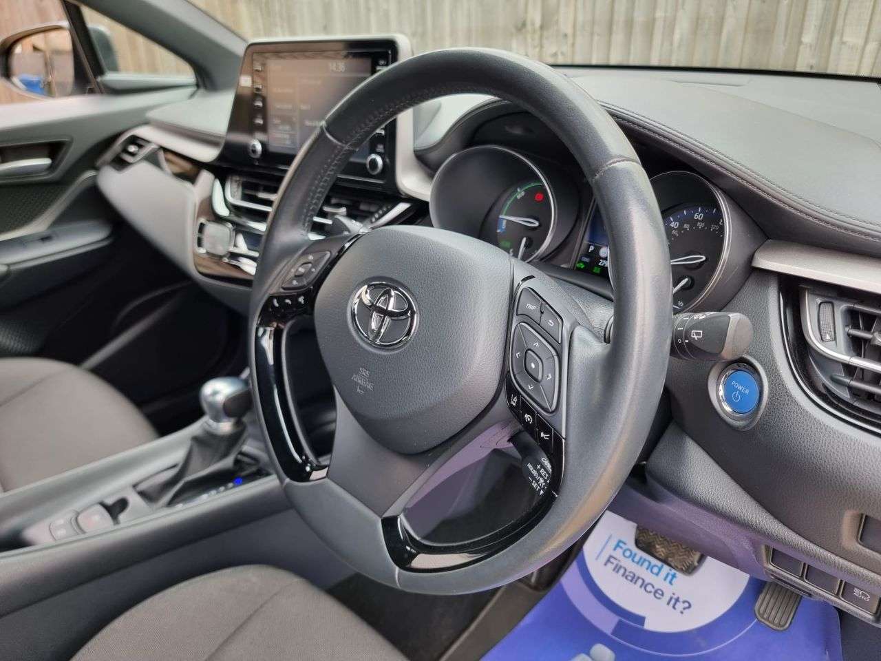2022 TOYOTA C-HR 2022 TOYOTA C-HR