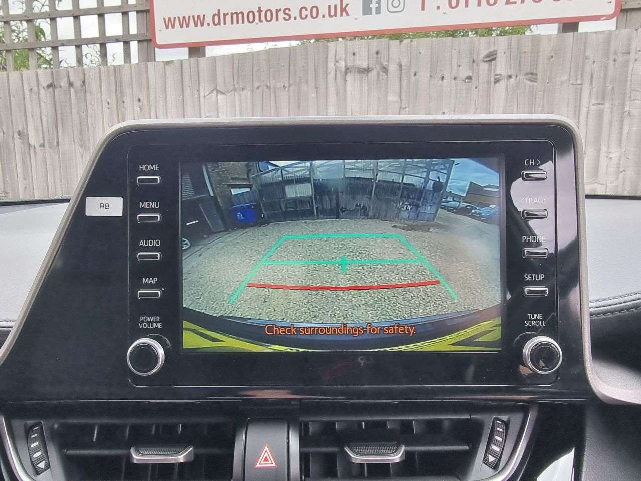 A 2022 TOYOTA C-HR 1.8 VVT-h GPF Icon SUV 5dr Petrol Hybrid CVT Euro 6 (s/s) (122 ps) R/CAMERA A 2022 TOYOTA C-HR 1.8 VVT-h GPF Icon SUV 5dr Petrol Hybrid CVT Euro 6 (s/s) (122 ps) R/CAMERA