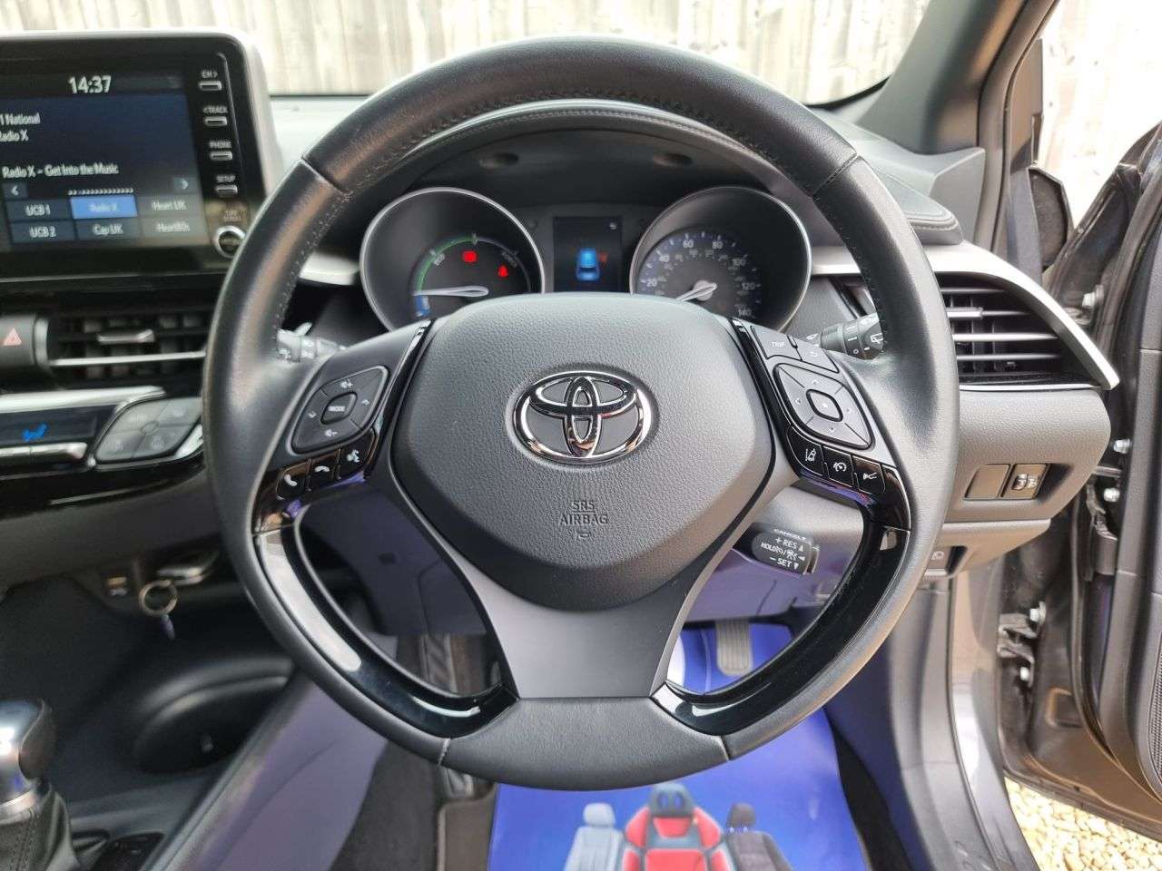 2022 TOYOTA C-HR 2022 TOYOTA C-HR