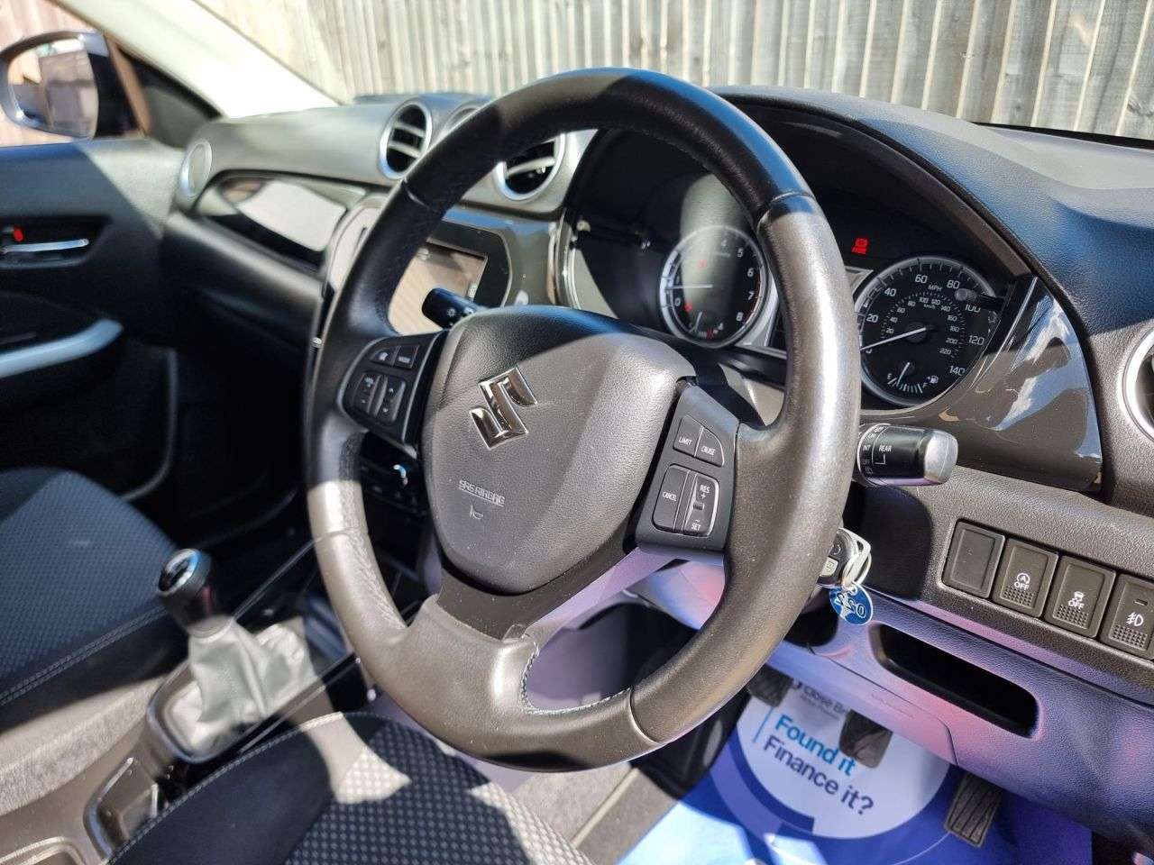 A 2017 SUZUKI VITARA 1.6 SZ-T SUV 5dr Petrol Manual Euro 6 (s/s) (120 ps) + SAT NAV + R/CAMERA + A 2017 SUZUKI VITARA 1.6 SZ-T SUV 5dr Petrol Manual Euro 6 (s/s) (120 ps) + SAT NAV + R/CAMERA +