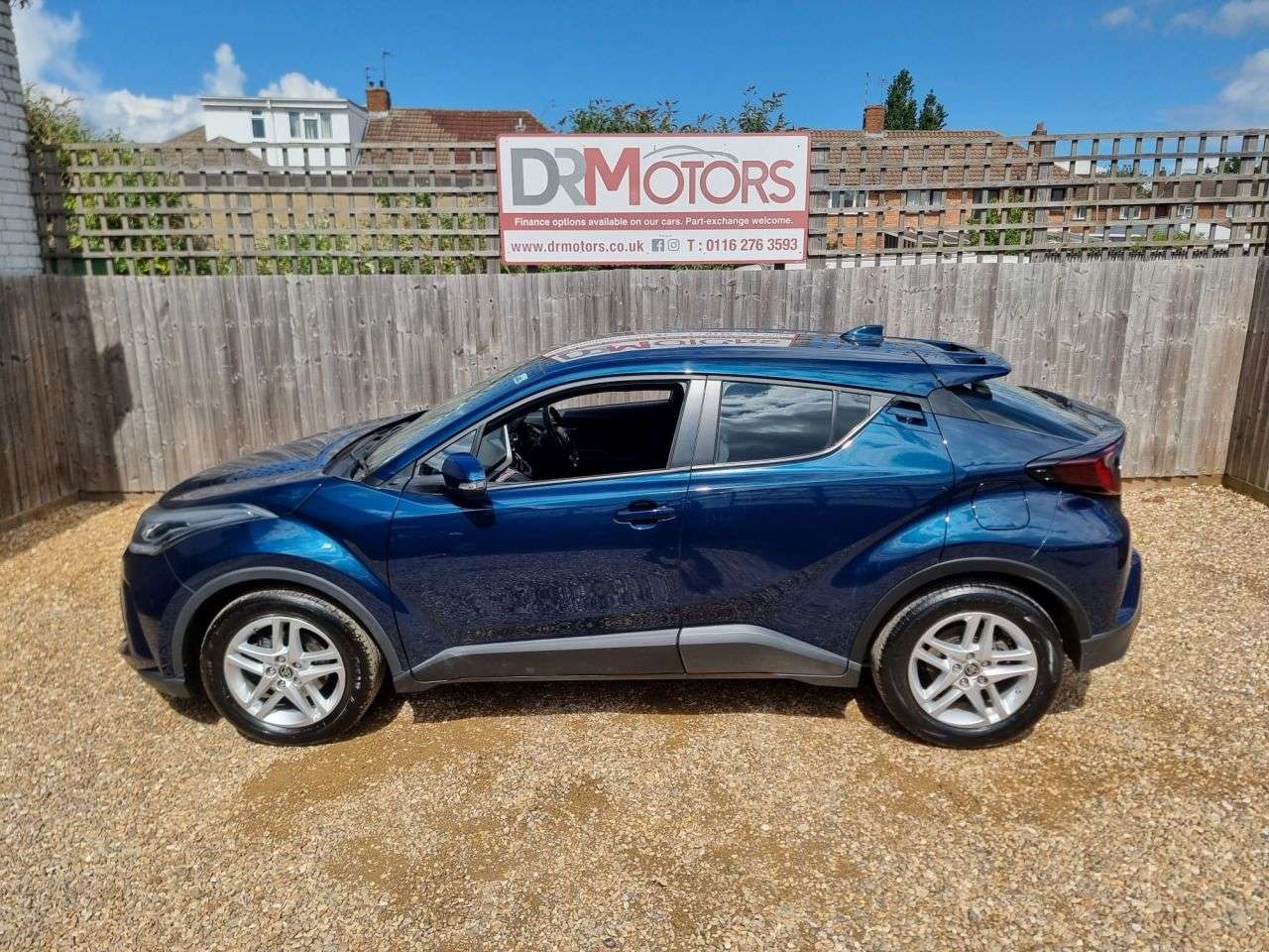 2023 TOYOTA C-HR 2023 TOYOTA C-HR