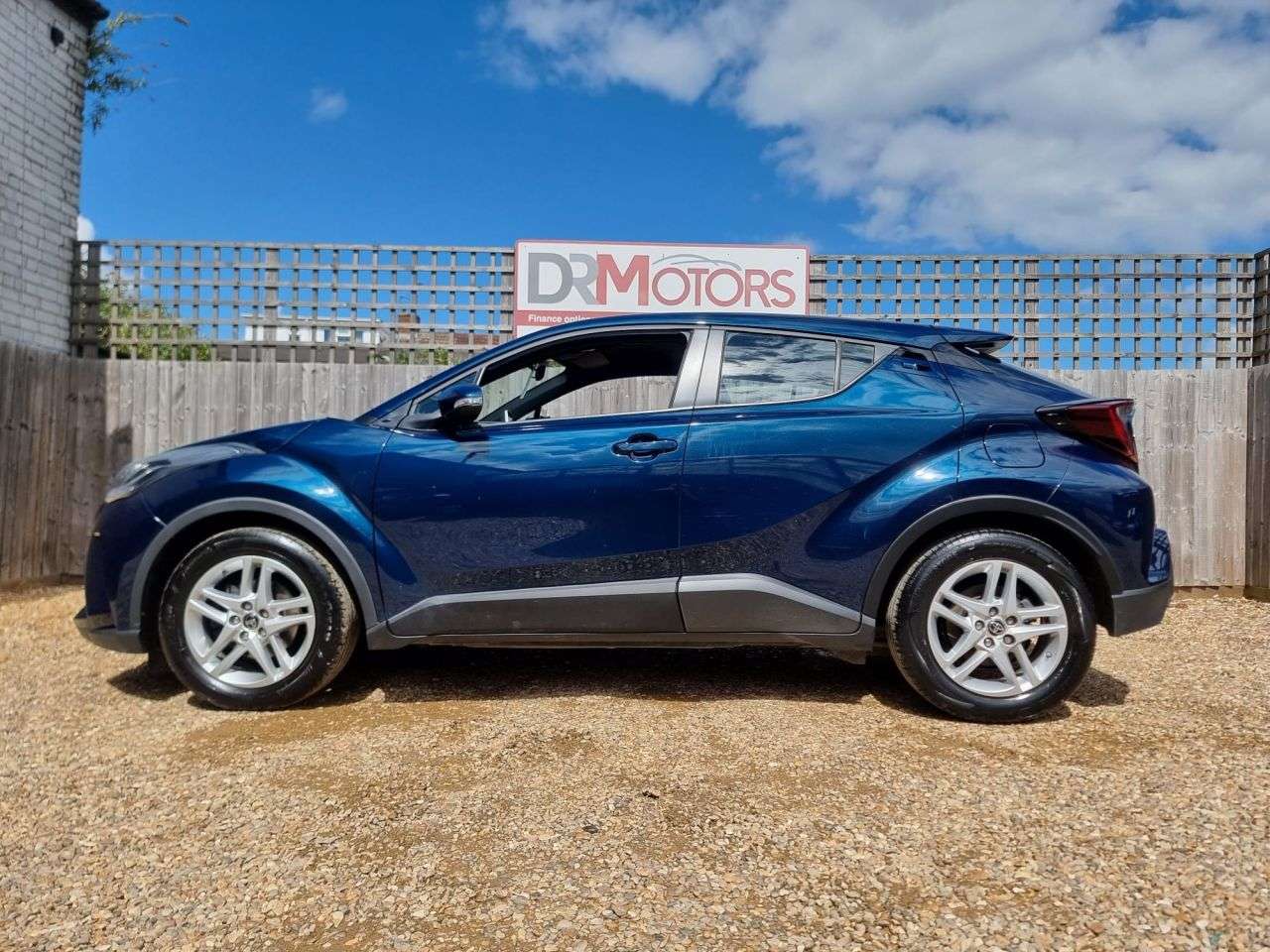 2023 TOYOTA C-HR 2023 TOYOTA C-HR