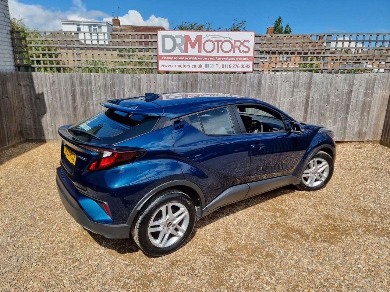 2023 TOYOTA C-HR 2023 TOYOTA C-HR