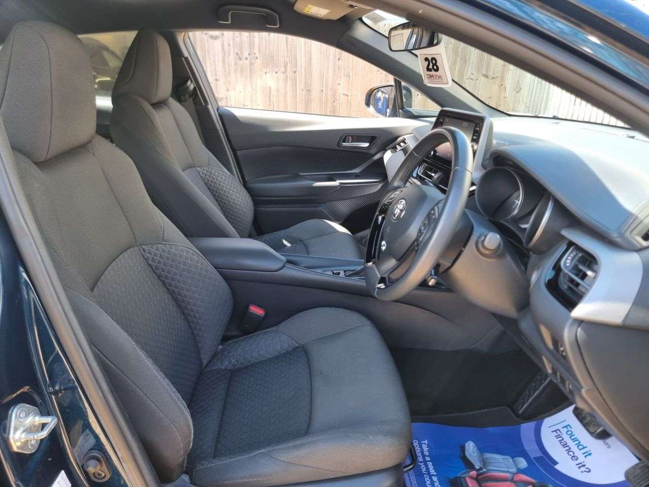 2023 TOYOTA C-HR 2023 TOYOTA C-HR