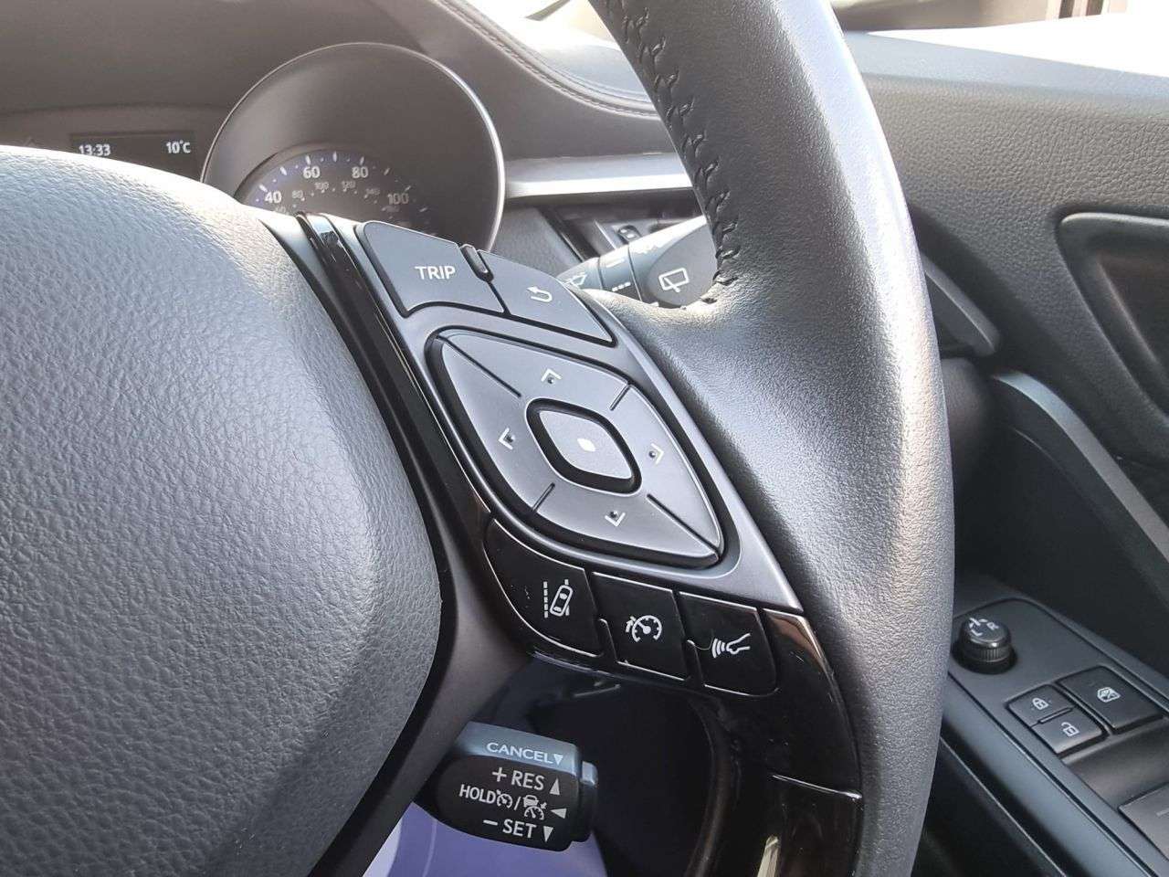2023 TOYOTA C-HR 2023 TOYOTA C-HR