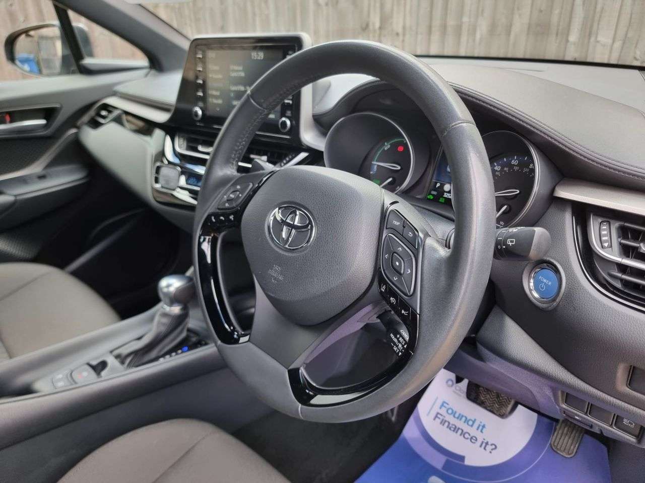 2023 TOYOTA C-HR 2023 TOYOTA C-HR