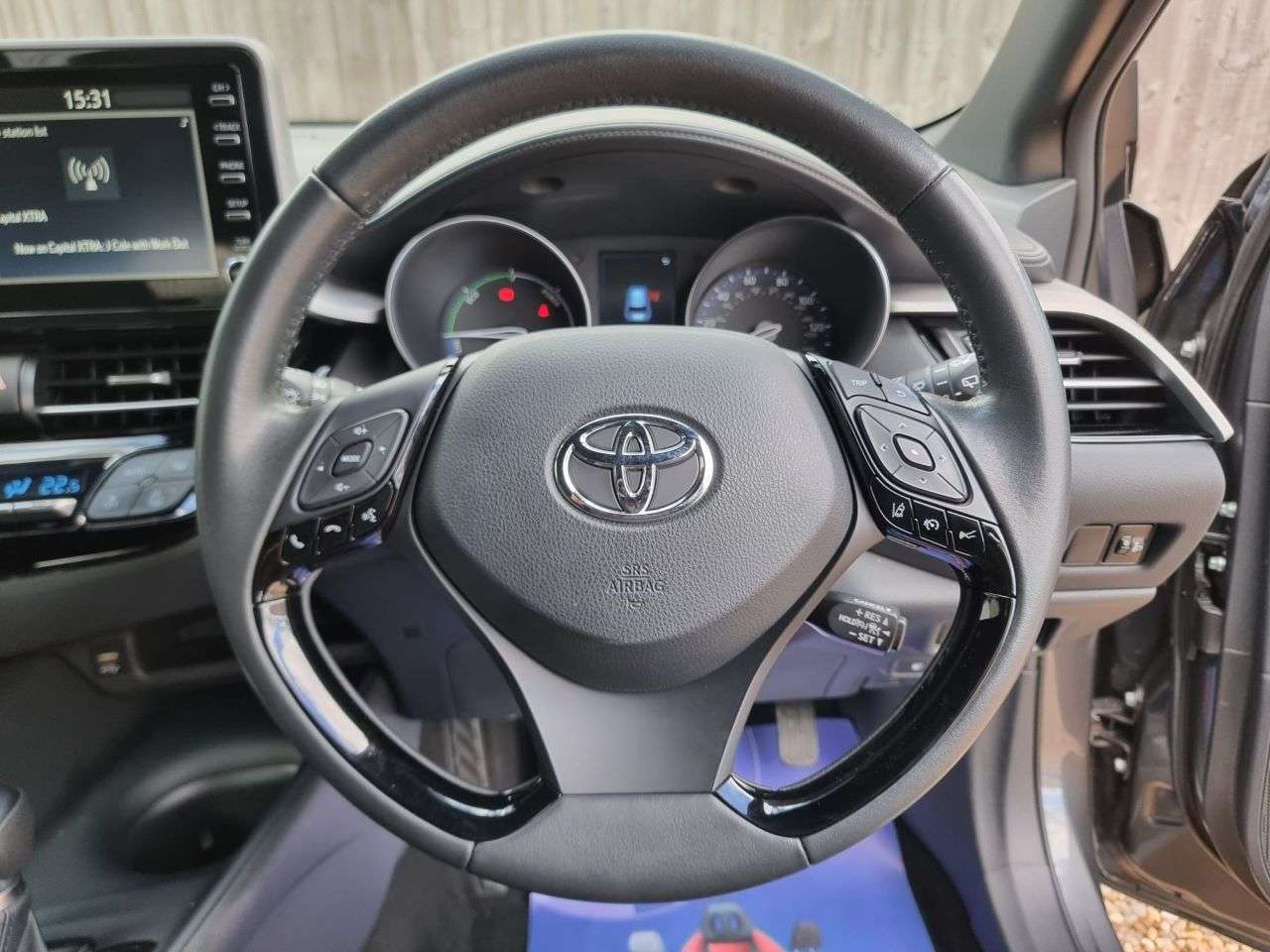 2023 TOYOTA C-HR 2023 TOYOTA C-HR