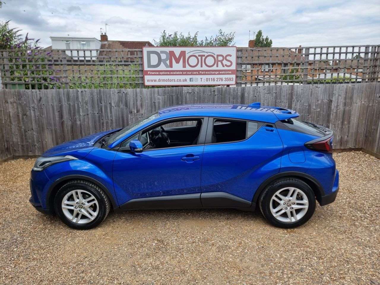 2023 TOYOTA C-HR 2023 TOYOTA C-HR