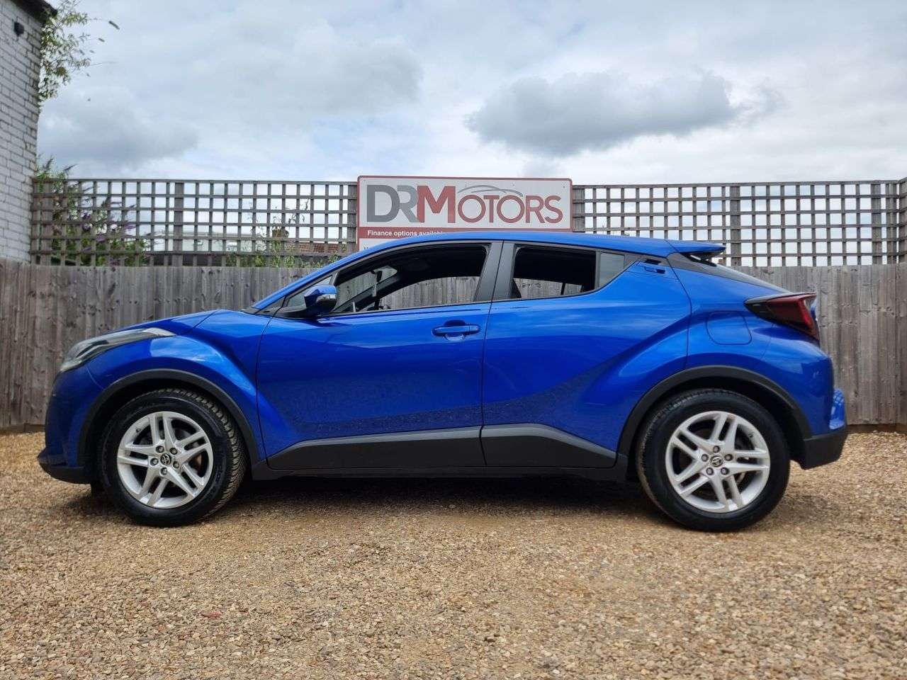 2023 TOYOTA C-HR 2023 TOYOTA C-HR