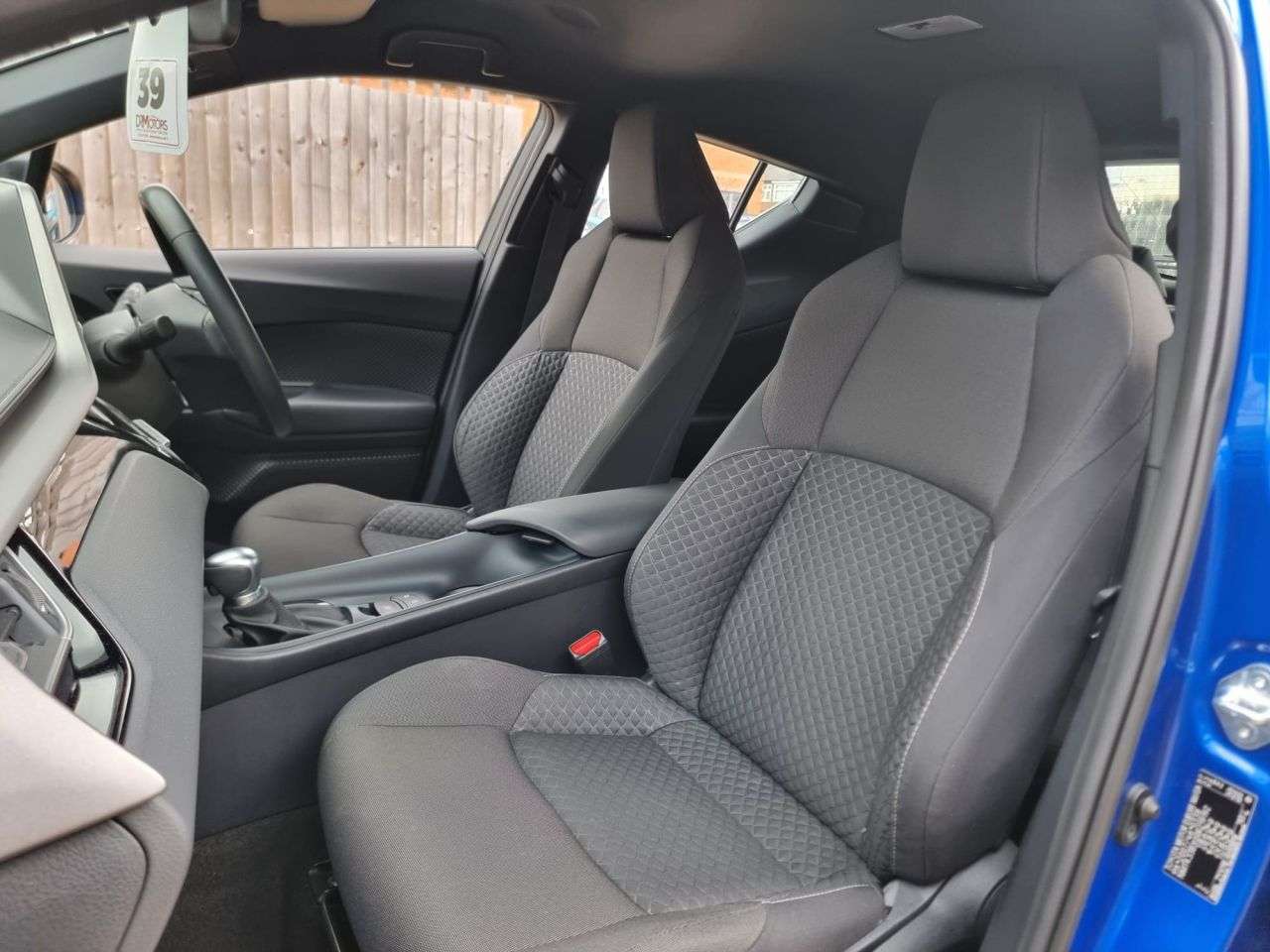 2023 TOYOTA C-HR 2023 TOYOTA C-HR