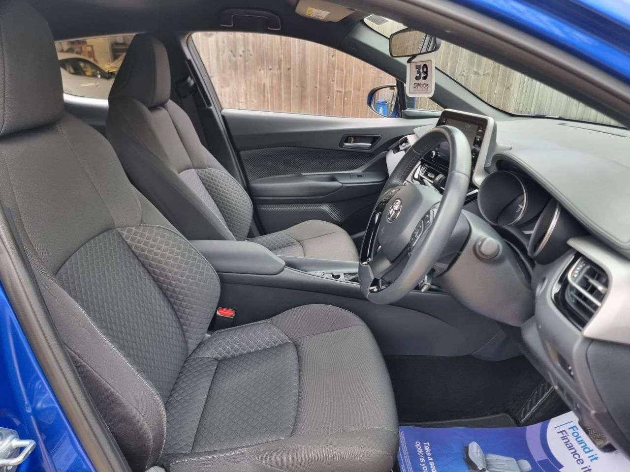 2023 TOYOTA C-HR 2023 TOYOTA C-HR