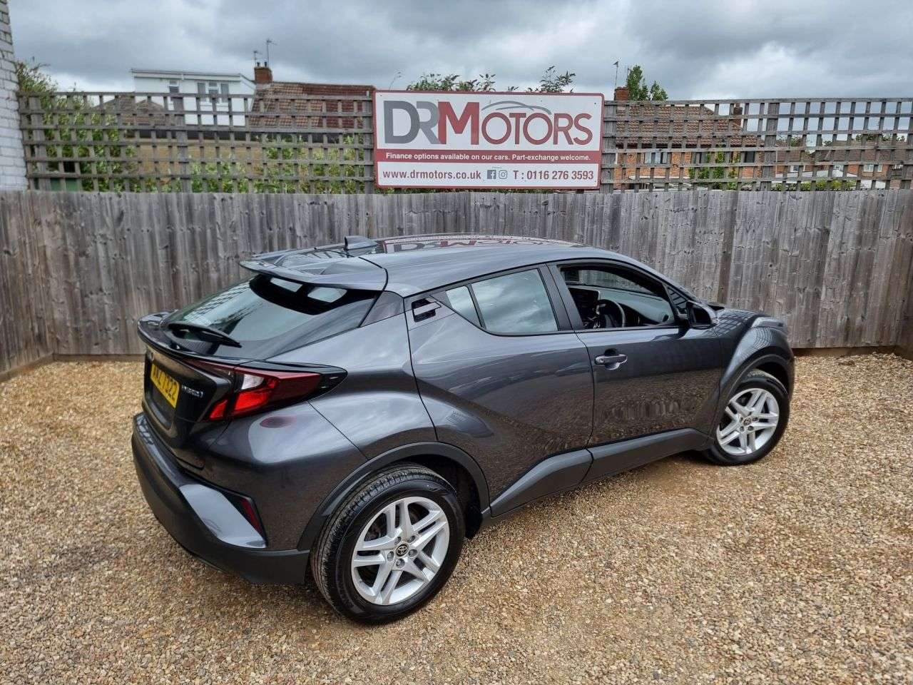 2023 TOYOTA C-HR 2023 TOYOTA C-HR