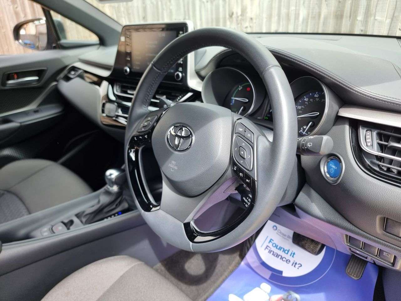 2023 TOYOTA C-HR 2023 TOYOTA C-HR
