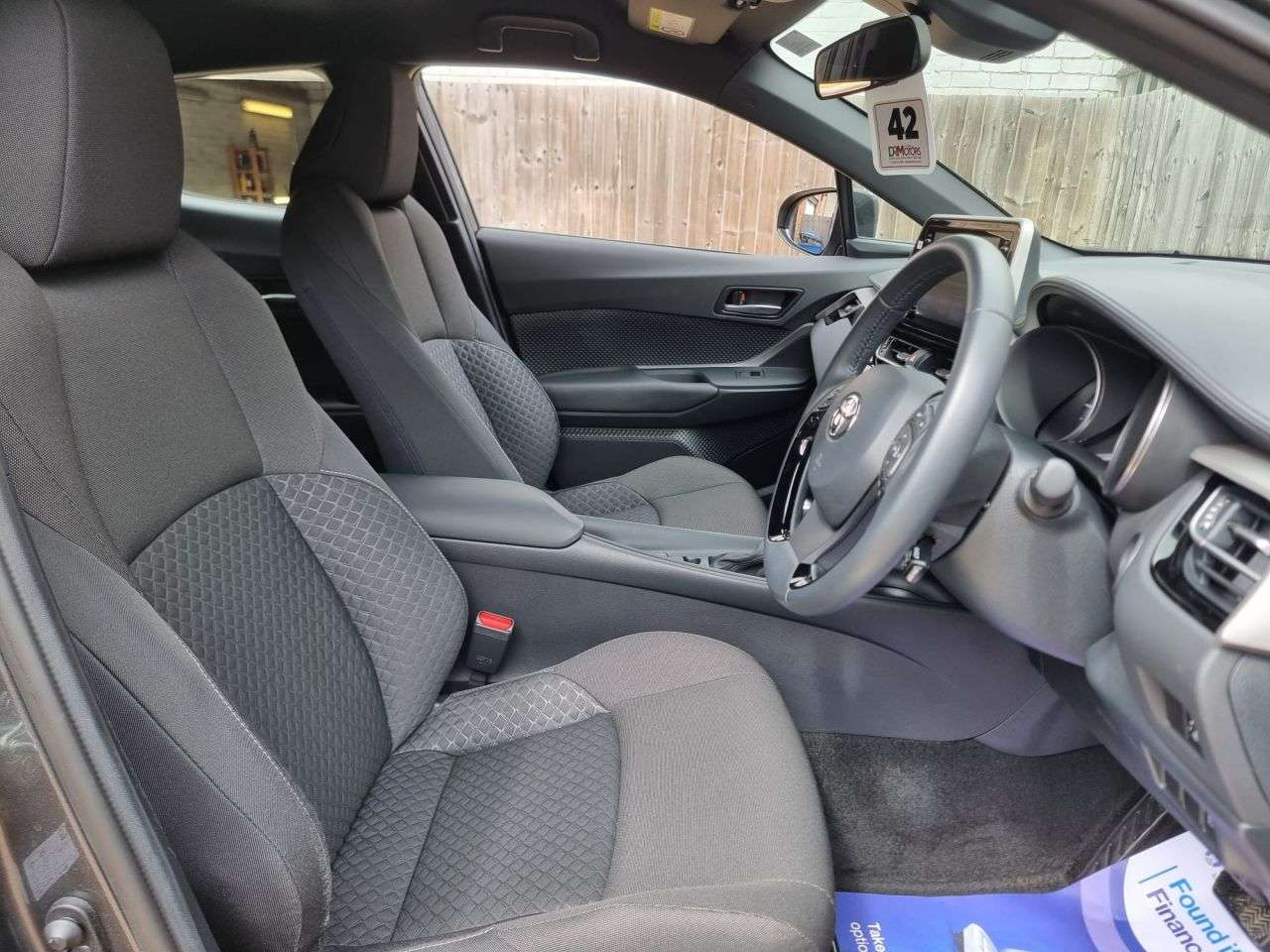 2023 TOYOTA C-HR 2023 TOYOTA C-HR
