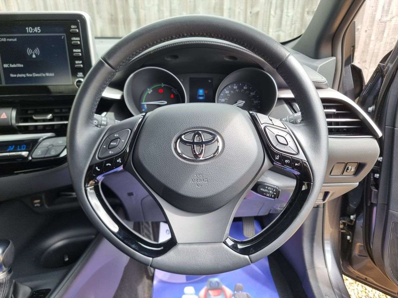 2023 TOYOTA C-HR 2023 TOYOTA C-HR