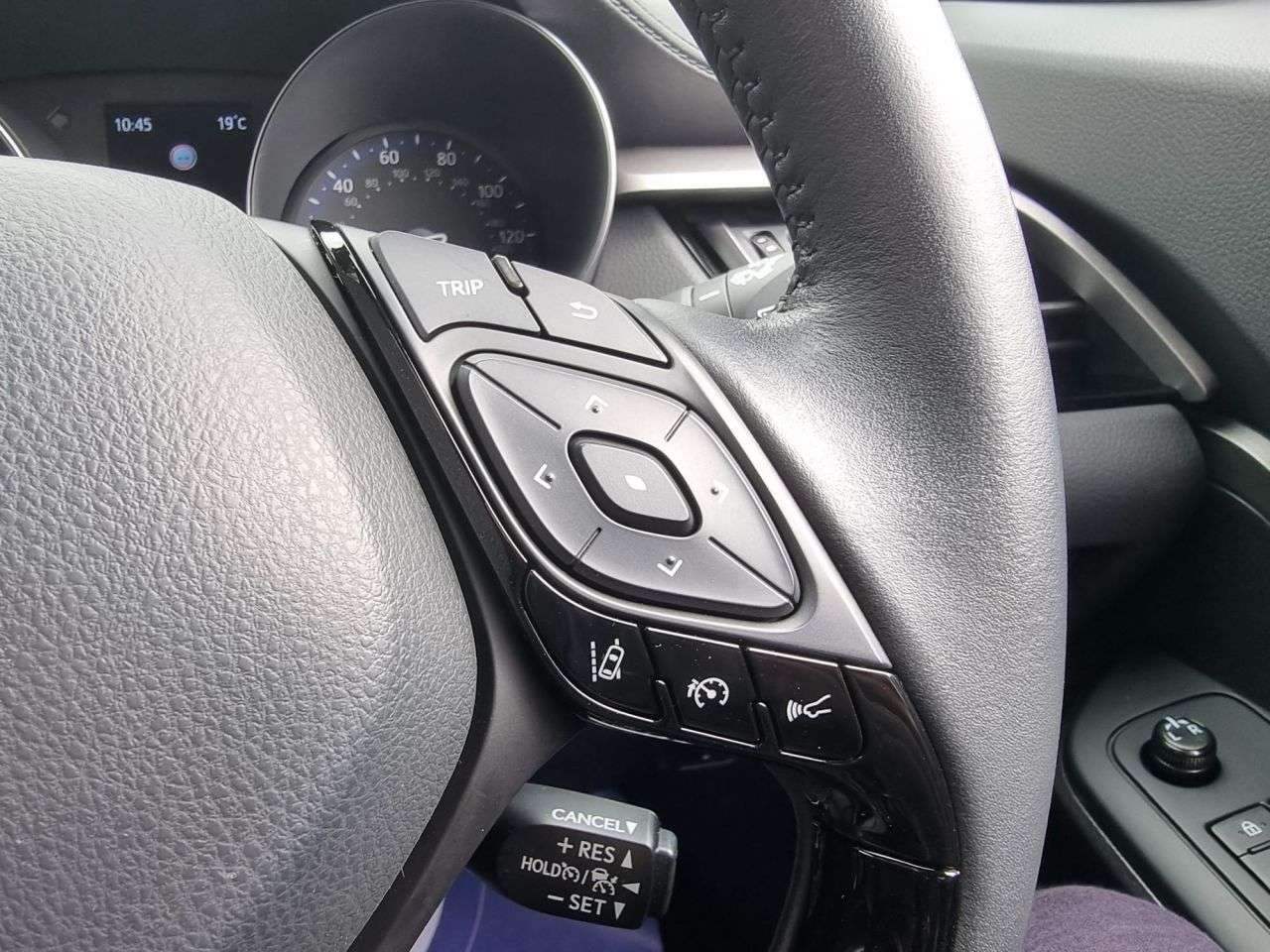 2023 TOYOTA C-HR 2023 TOYOTA C-HR
