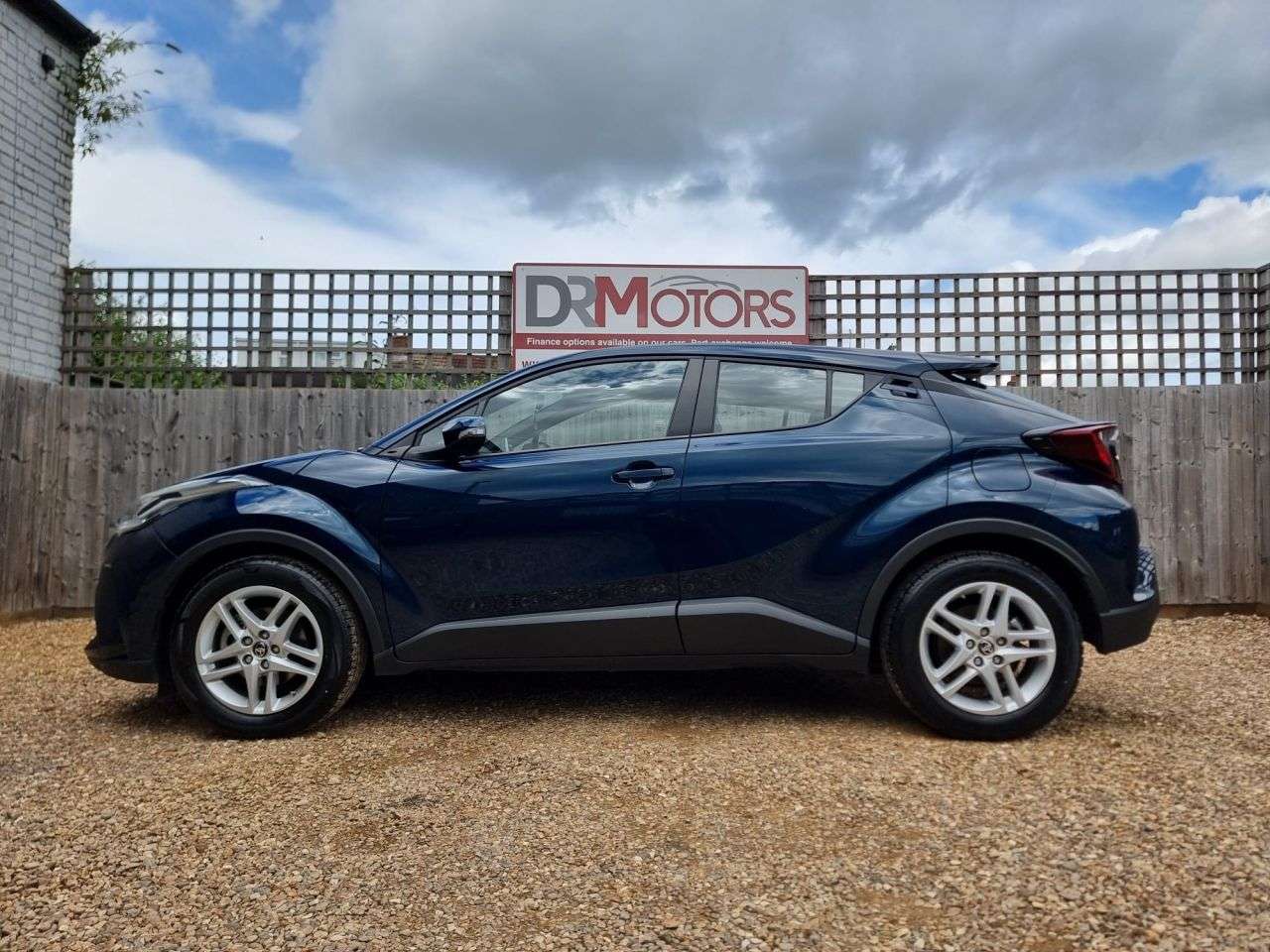 2023 TOYOTA C-HR 2023 TOYOTA C-HR
