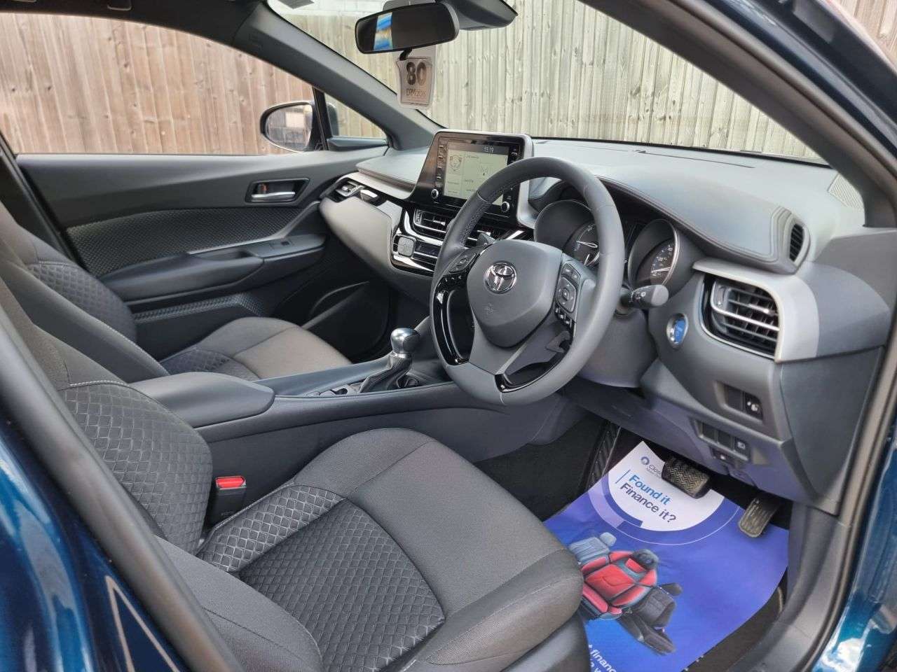 2023 TOYOTA C-HR 2023 TOYOTA C-HR