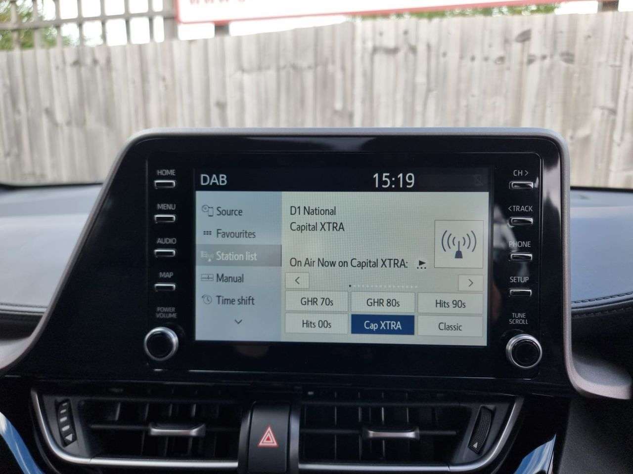 2023 TOYOTA C-HR 2023 TOYOTA C-HR