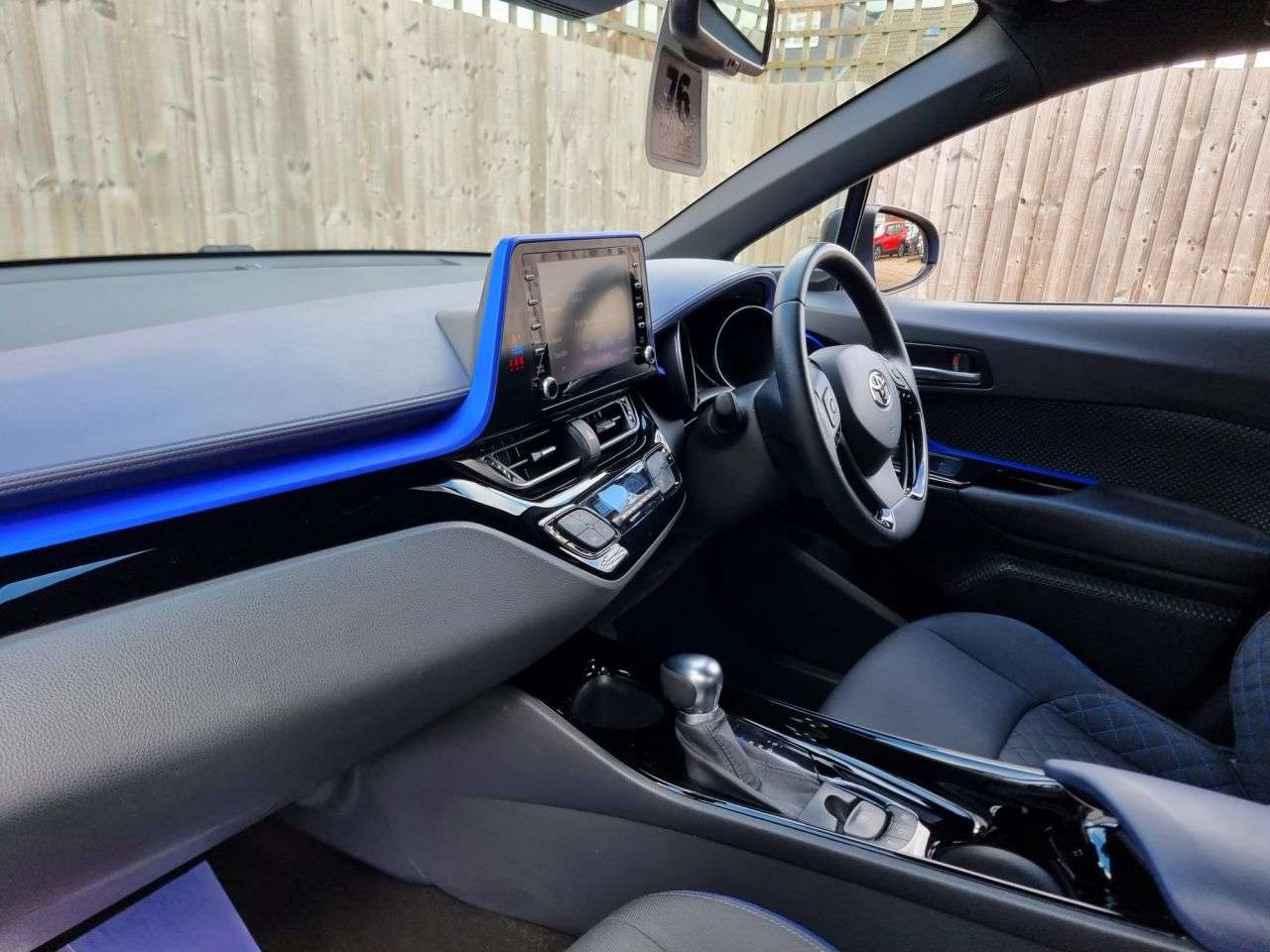 2020 TOYOTA C-HR 2020 TOYOTA C-HR