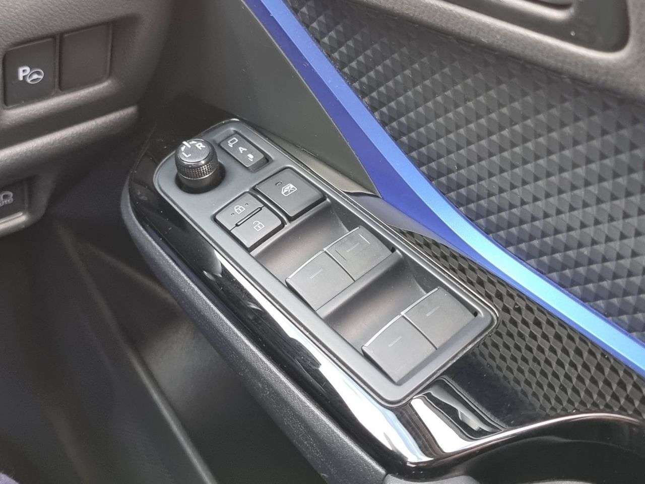 2020 TOYOTA C-HR 2020 TOYOTA C-HR