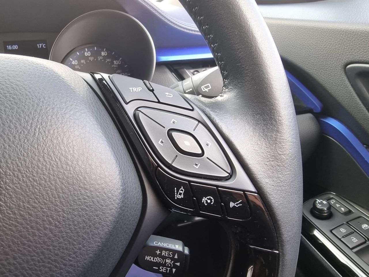 2020 TOYOTA C-HR 2020 TOYOTA C-HR