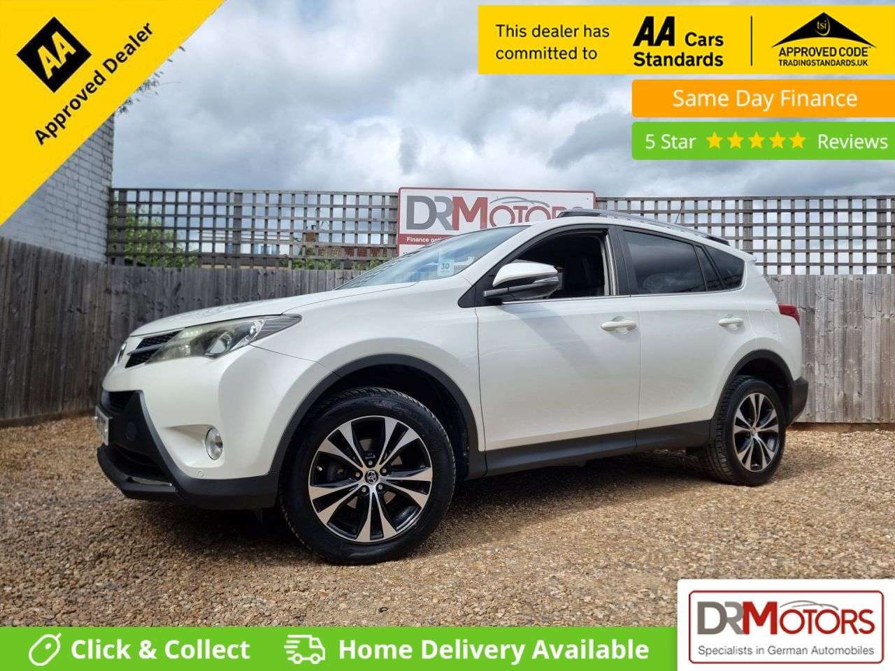 A 2015 TOYOTA RAV4 2.2 D-CAT Invincible SUV 5dr Diesel Auto 4WD Euro 5 (150 ps) + SAT NAV + R/ A 2015 TOYOTA RAV4 2.2 D-CAT Invincible SUV 5dr Diesel Auto 4WD Euro 5 (150 ps) + SAT NAV + R/