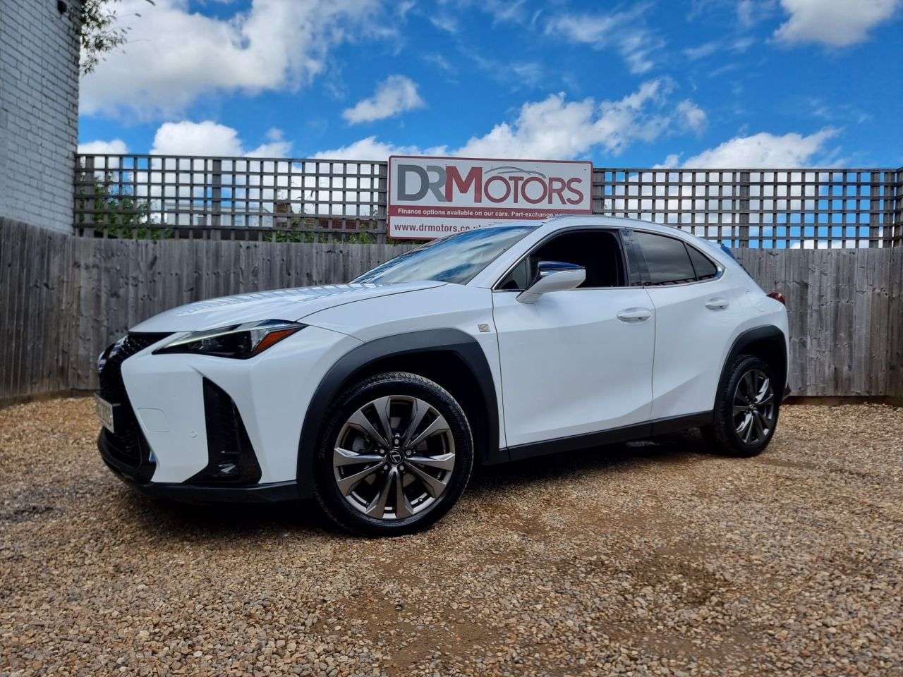A 2023 LEXUS UX 2.0 250h F Sport Design SUV 5dr Petrol Hybrid E-CVT Euro 6 (s/s) (184 ps) S A 2023 LEXUS UX 2.0 250h F Sport Design SUV 5dr Petrol Hybrid E-CVT Euro 6 (s/s) (184 ps) S