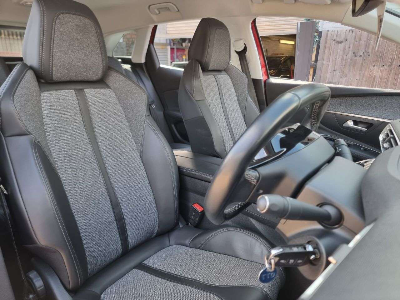 2018 PEUGEOT 3008 2018 PEUGEOT 3008