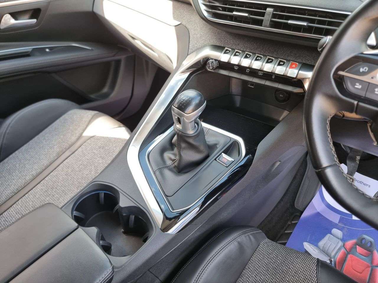 2018 PEUGEOT 3008 2018 PEUGEOT 3008