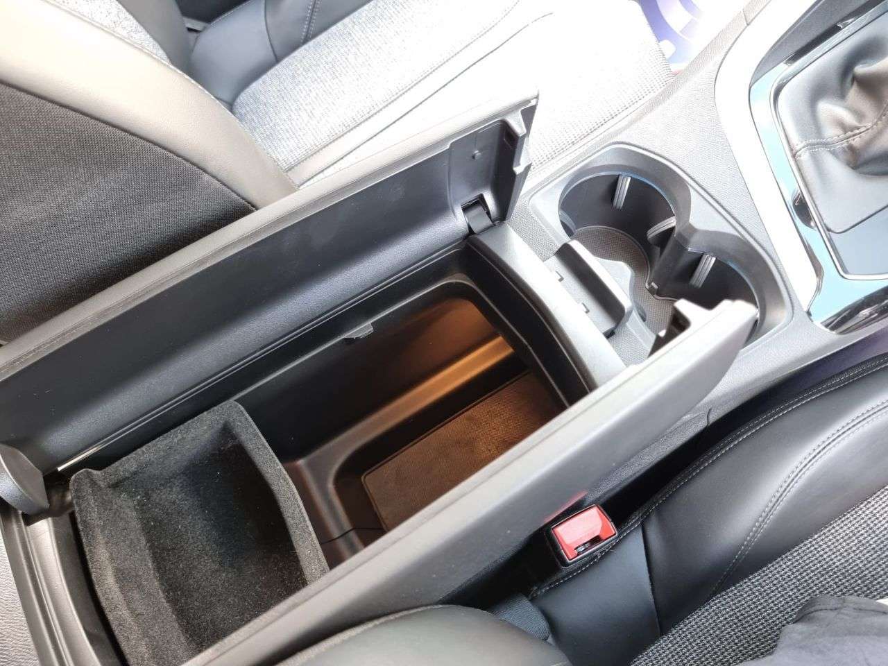 2018 PEUGEOT 3008 2018 PEUGEOT 3008
