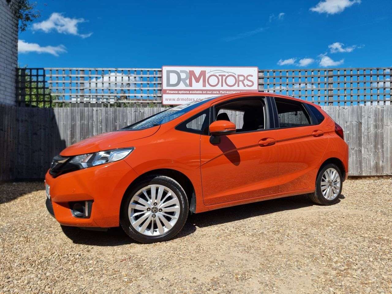 A 2016 HONDA JAZZ 1.3 i-VTEC EX Hatchback 5dr Petrol CVT Euro 6 (s/s) (102 ps) AUTOMATIC + R/ A 2016 HONDA JAZZ 1.3 i-VTEC EX Hatchback 5dr Petrol CVT Euro 6 (s/s) (102 ps) AUTOMATIC + R/