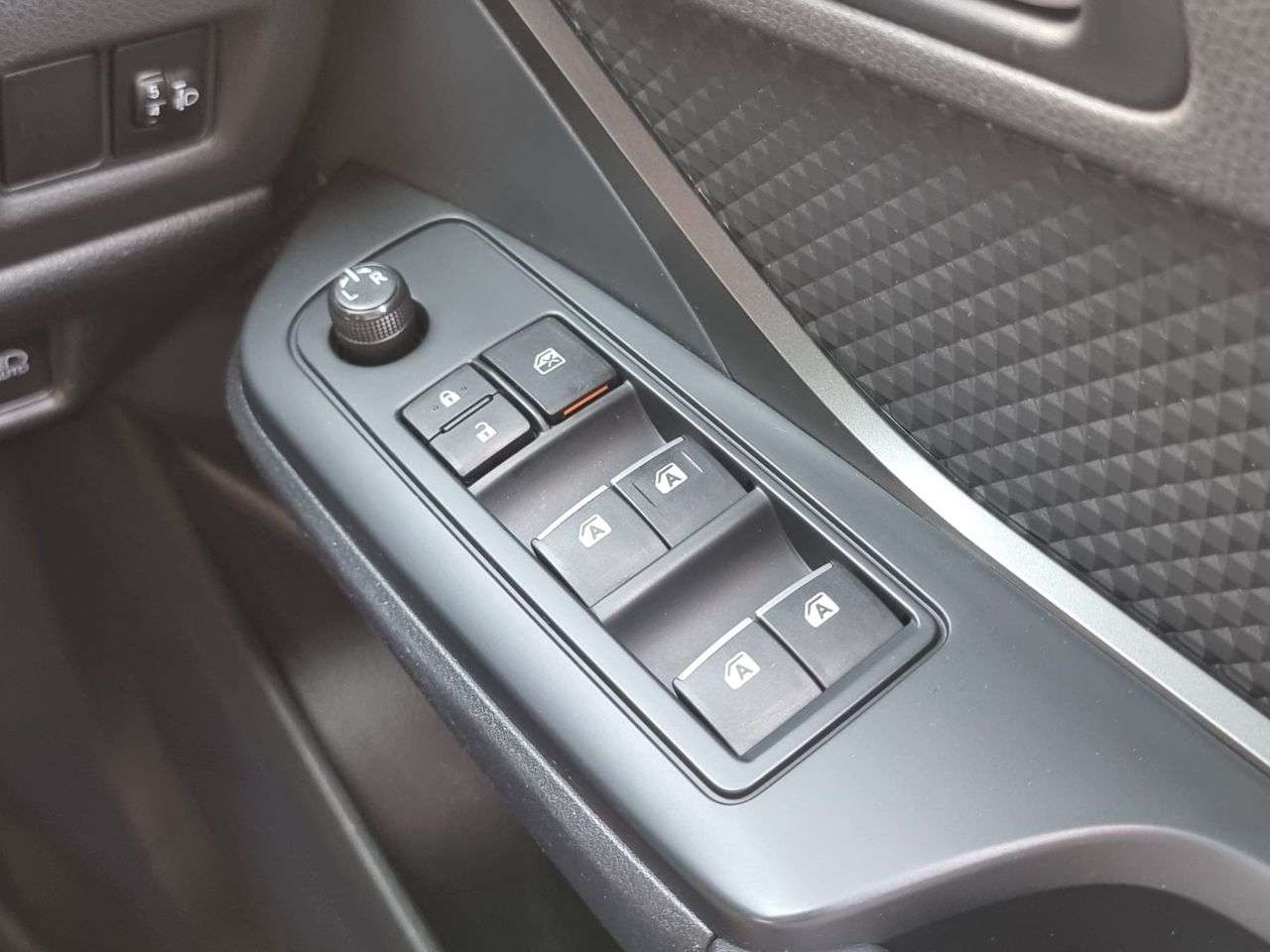 2017 TOYOTA CHR 2017 TOYOTA CHR