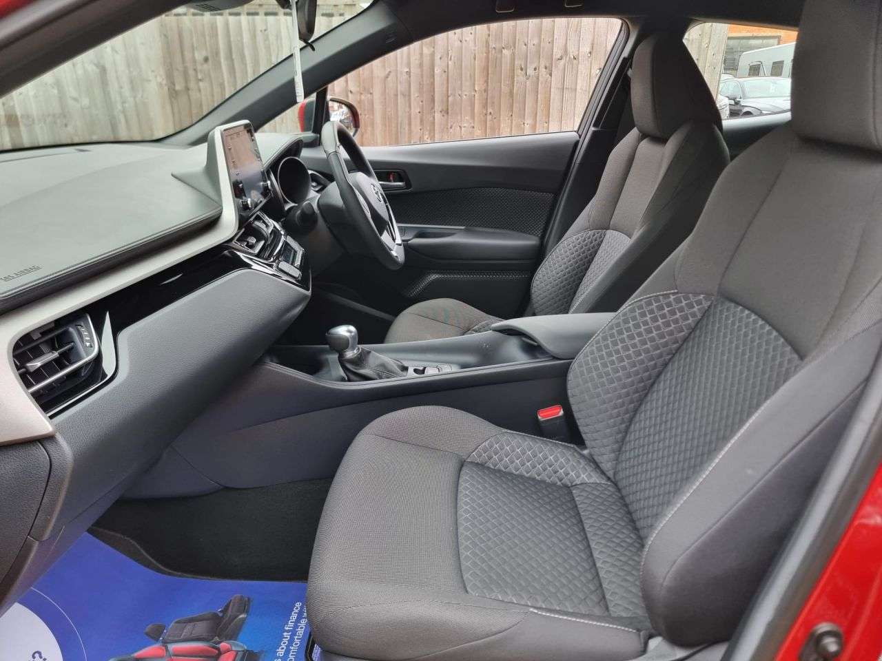 2022 TOYOTA C-HR 2022 TOYOTA C-HR