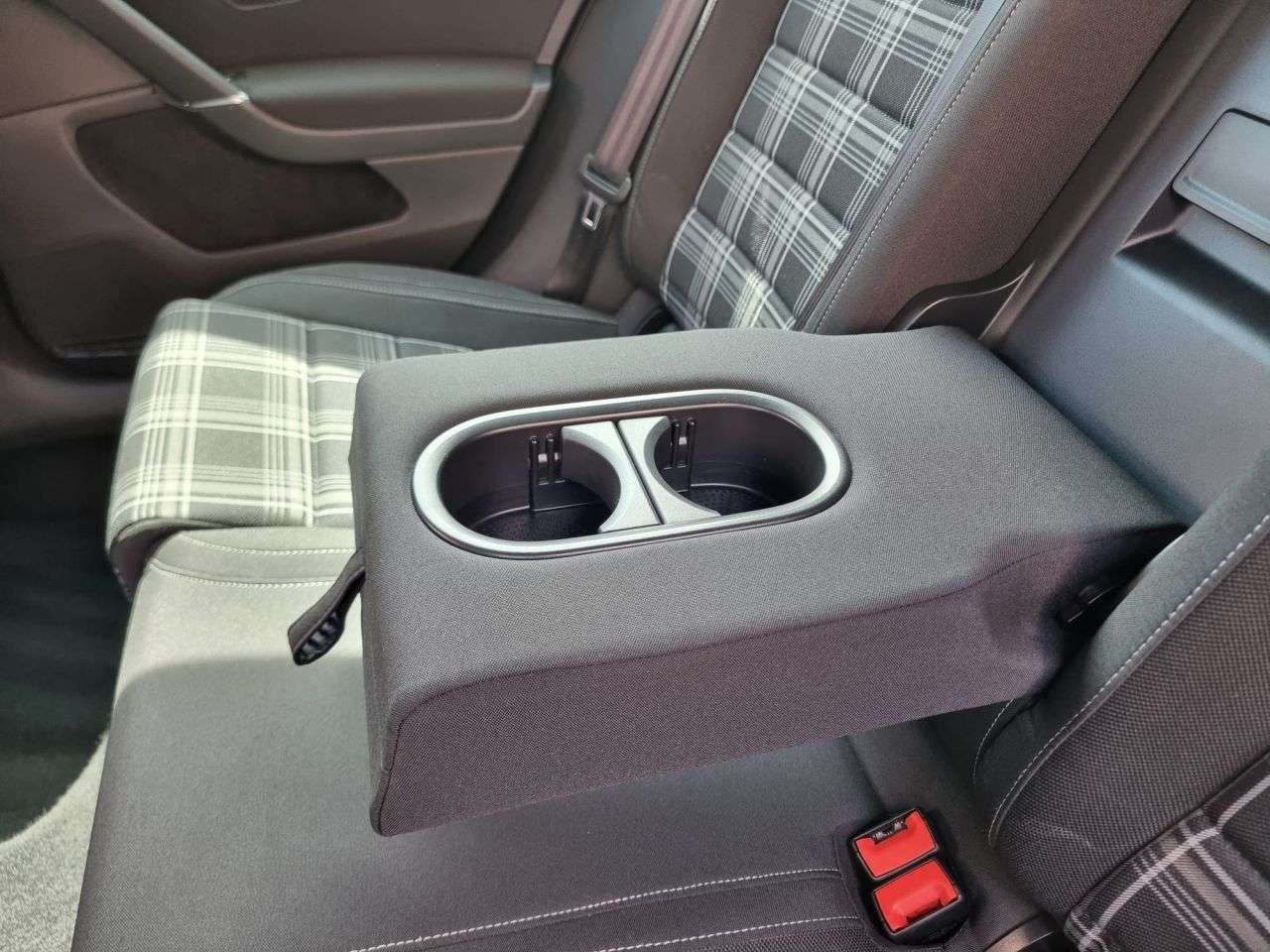 2017 VOLKSWAGEN GOLF 2017 VOLKSWAGEN GOLF