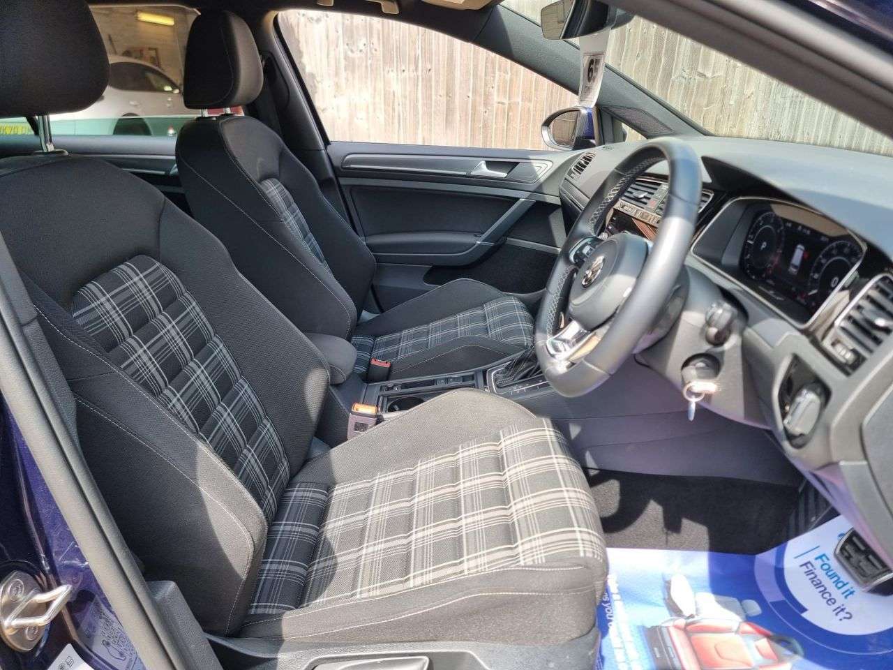 2017 VOLKSWAGEN GOLF 2017 VOLKSWAGEN GOLF