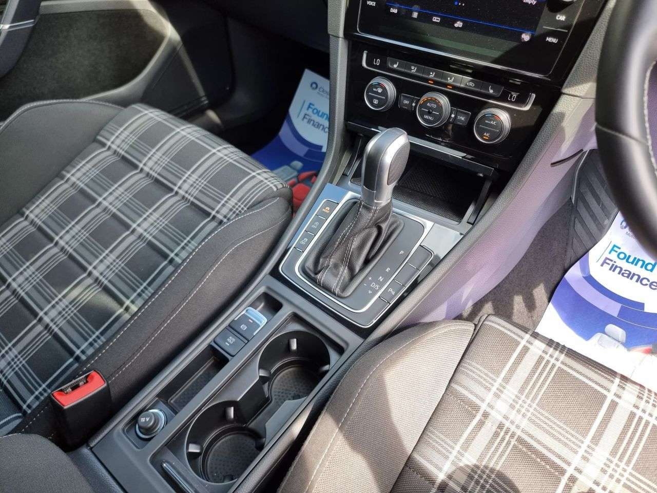 2017 VOLKSWAGEN GOLF 2017 VOLKSWAGEN GOLF