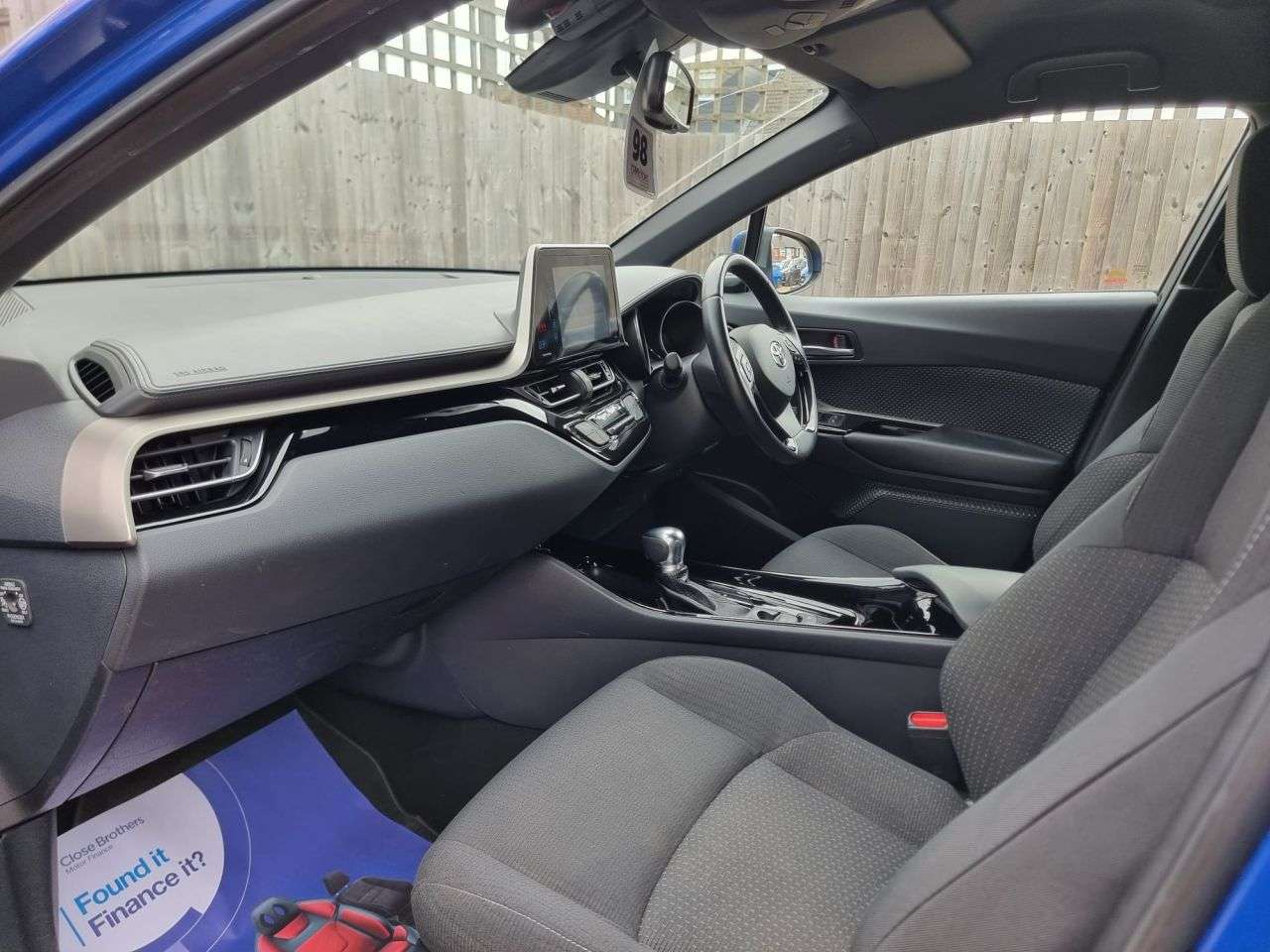 2018 TOYOTA C-HR 2018 TOYOTA C-HR
