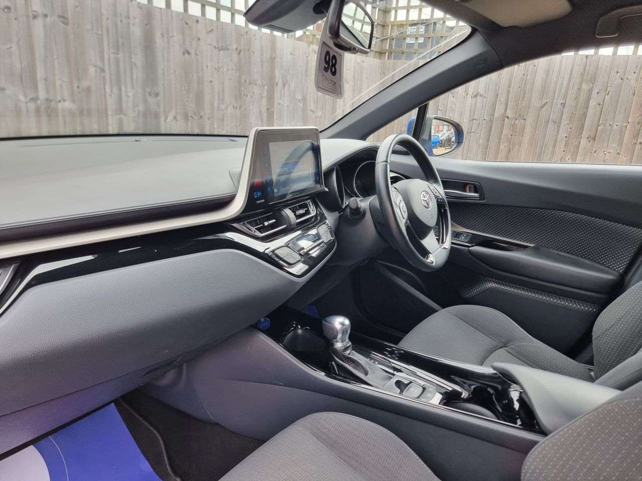2018 TOYOTA C-HR 2018 TOYOTA C-HR