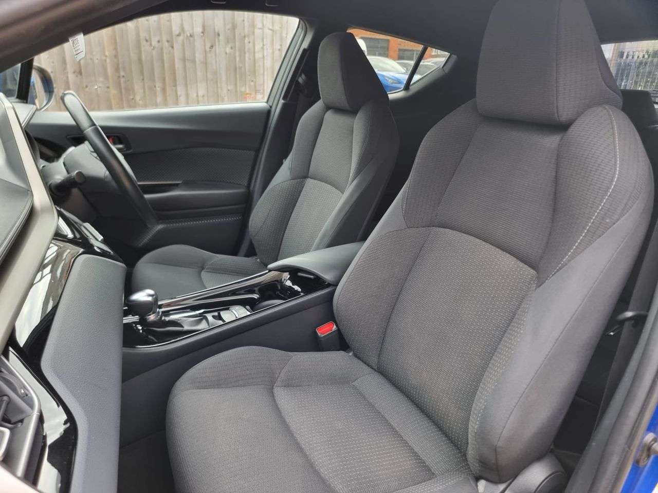 2018 TOYOTA C-HR 2018 TOYOTA C-HR