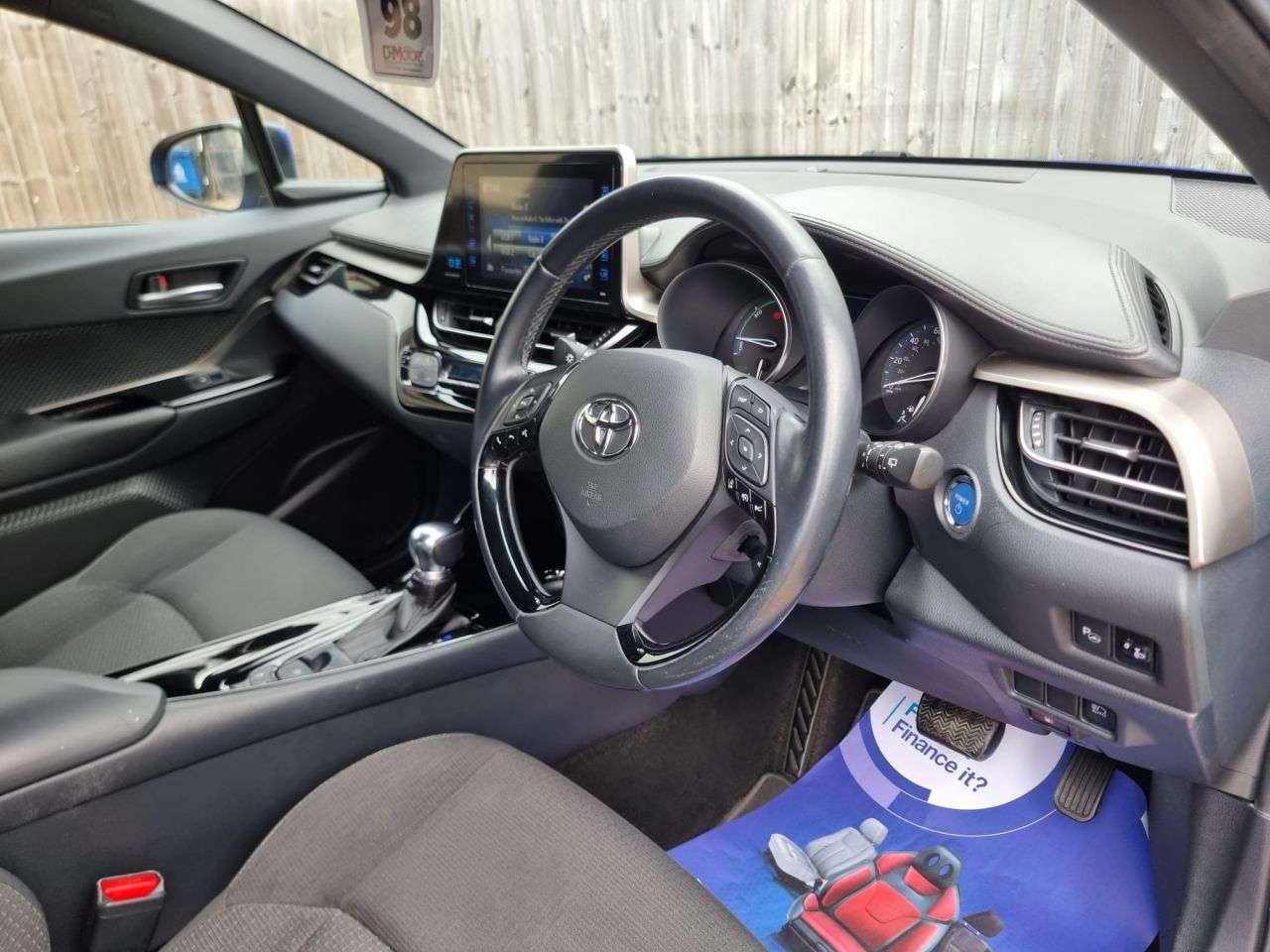 2018 TOYOTA C-HR 2018 TOYOTA C-HR