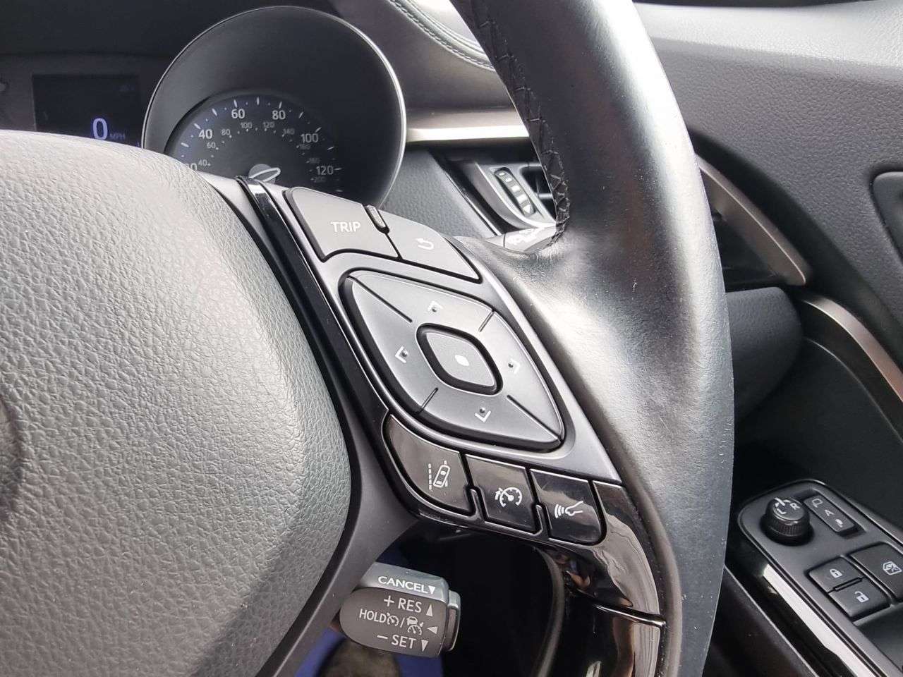 2018 TOYOTA C-HR 2018 TOYOTA C-HR